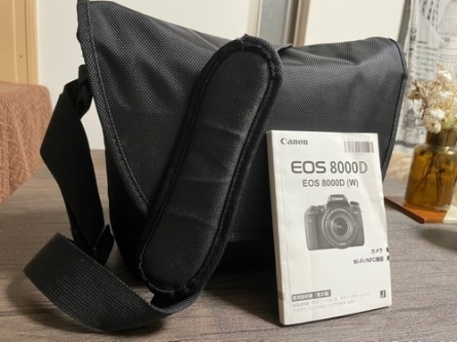 綺麗！一眼レフ　Canon EOS 8000Dダブルズームキット