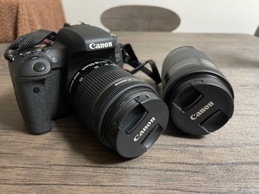 綺麗！一眼レフ　Canon EOS 8000Dダブルズームキット