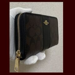 新品未使用品★coach長財布  型番F52859ジッピーウォレット定価2.5万円