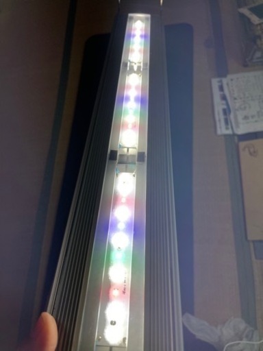 アクロ トライアングル LED GROW 600