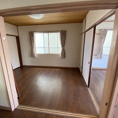 貸倉庫、事務所、エステサロン、マッサージ − 三重県