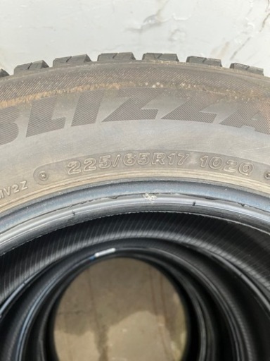 ブリヂストン DM-V2 225/65R17