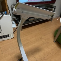 スタンド照明の画像