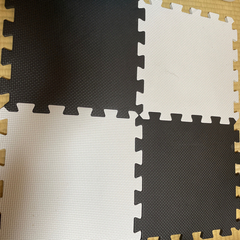 パズルマット　72枚　白黒の画像