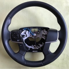 ⭐️トヨタ カムリAVV50用純正ステアリングホイール⭐️中古品⭐️