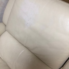 3人掛けソファ　アイボリー　本革の画像