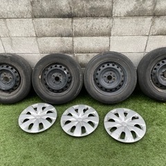アクア　トヨタ純正ホイール　165/70R14