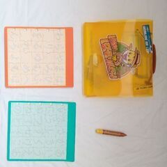 幼児知的玩具４点セット　お絵かきや、積み木、パズル感覚で文字がおぼえられます。の画像