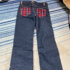 子供、長ズボンの画像