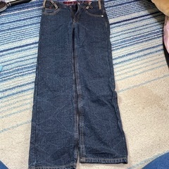 子供、長ズボン