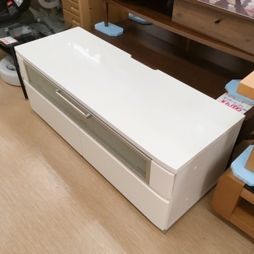 テレビ台✨テレビボード✨ガラス部分擦れキズあり✨中古品【こちらは店舗です。浜村鹿野温泉ICから3分 買取本舗 宮本リサイクル 営業時間９～１９時 定休日水曜のみ←連絡できませんm(_ _)m】
