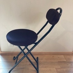 折り畳みパイプ椅子の画像