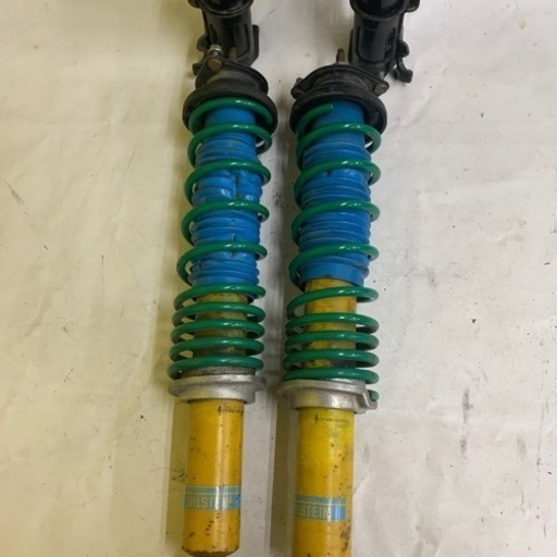 ビルシュタイン　BILSTEIN  サス　ショック　足回り　ジープ