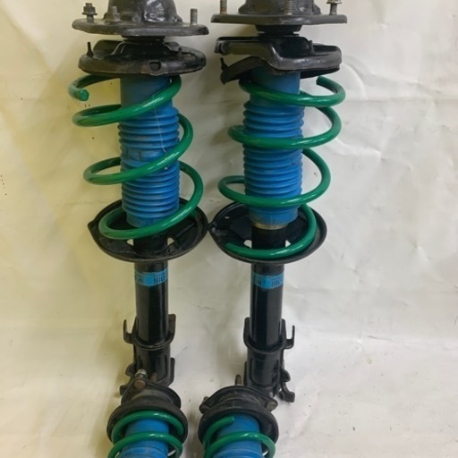 ビルシュタイン　BILSTEIN  サス　ショック　足回り　ジープ