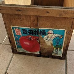 レトロな木箱
