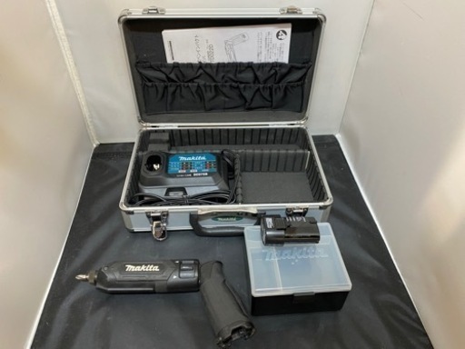 N061★充電式ペインインパクトドライバ★３カ月間保証付き