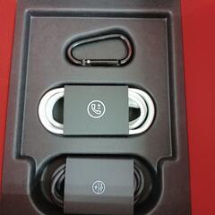 美品Beats Solo3 Wireless シルバー　オンイヤーヘッドフォンの画像