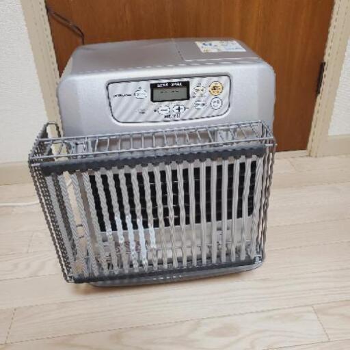 石油ファンヒーター　ポリタンク3缶