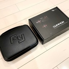 FY FeiyuTech SUMMON 4K 3軸ジンバルカメラの画像