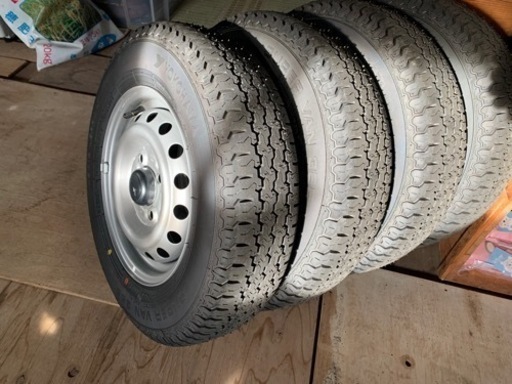 軽トラック　夏タイヤ