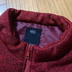 AZULベスト　赤L   美品の画像