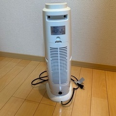 タワー型セラミックヒーターの画像