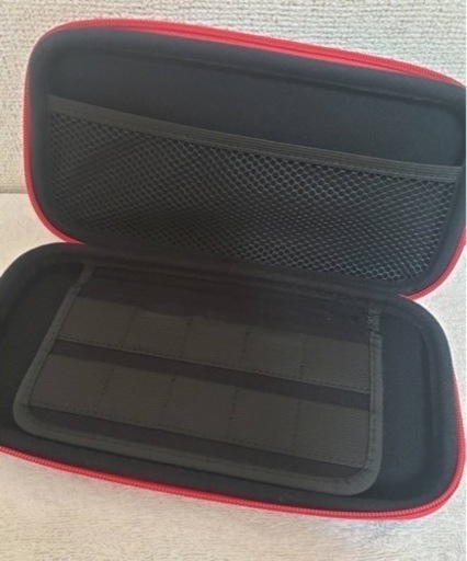 Nintendo switch、ケース