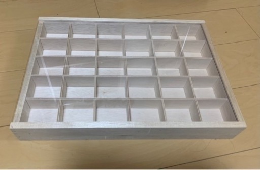 ミニカーやアクセサリー等々  コレクションケース