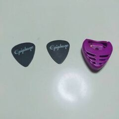【ほぼ未使用】アコースティックギター Epiphone　セットの画像