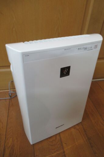 世田谷区近辺配送可能　2015年製　FU-D30-W 高濃度プラズマクラスター7000搭載 空気清浄機 【～8畳】(ホワイト系)　スタンダードタイプの薄型空気清浄機　静電気を除去して微小な粒子の付着を抑える、プラズマクラスターで「除電」
