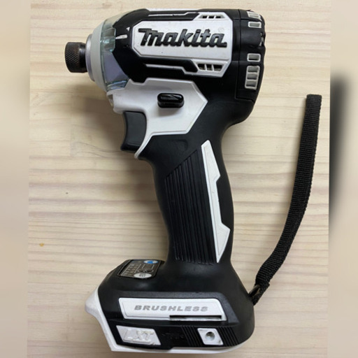 中古 マキタ　TD170 18V 充電式 インパクトドライバ　白