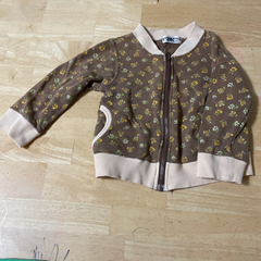 サイズ90 ジッパー付きの上着です。ジャンパー　アウター