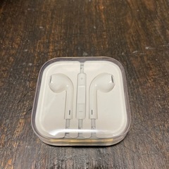 iPhoneの新品イヤホンお譲りします