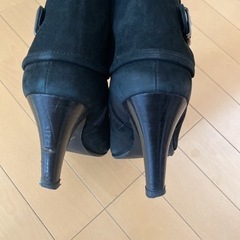 プールサイド　ショートブーティの画像
