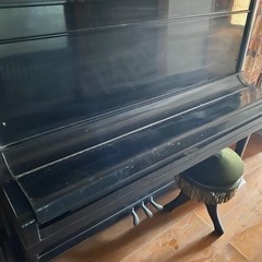 アポロ　アップライトピアノ