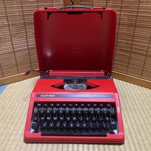 【断捨離中】ポータブルタイプライター