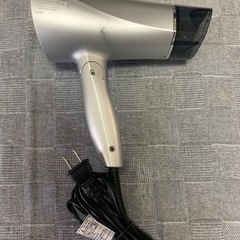 ☆お話し中☆IZUMIのドライヤー 2020年製の画像