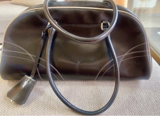 【正規品】★美品★PRADAプラダボストンバッグ収納力ある上質カーフ