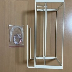 未使用　ベルメゾン　片手で切れる吊り戸棚下キッチンペーパーホルダーの画像