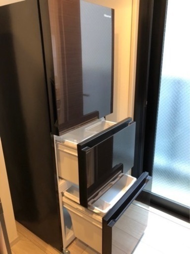 新品、未使用の冷蔵庫