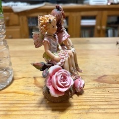②エンジェル、妖精の置物の画像