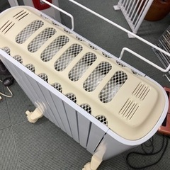 【🤩広めのお部屋にピッタリ🎶】デロンギ オイルヒーター RHJ75V0815-CRの画像