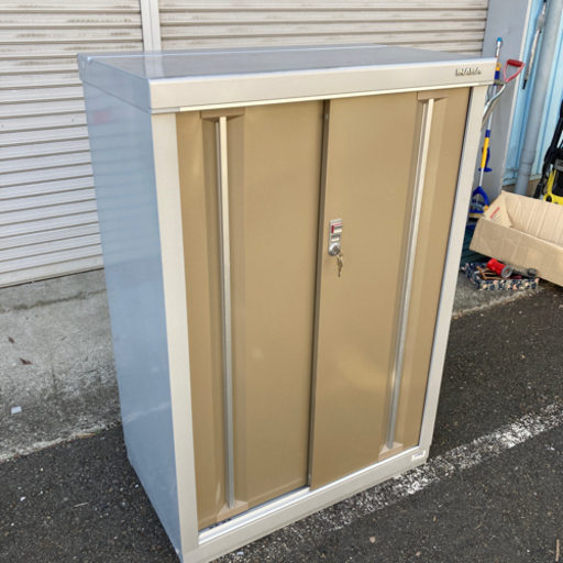 ● イナバ物置、シンプリー、程度良好
