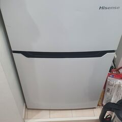 Hisense 2ドア冷凍冷蔵庫 93L HR-B95Aの画像