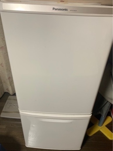 パラソニック　冷蔵庫　138L