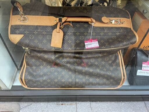 引き取り限定！　LOUIS VUITTON　ルイヴィトン・モノグラム訳あり！ガーメントトラベルバック