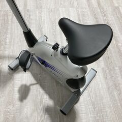 アルインコ フィットネスバイク AFB5008 体脂肪測定/体力測定機能付 エアロバイク ALINCO A0AY0110の画像