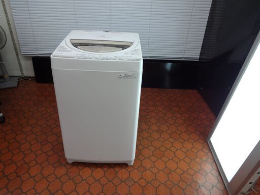 ID 985082　洗濯機東芝6.0Kg　２０１５年製　AW-6G2