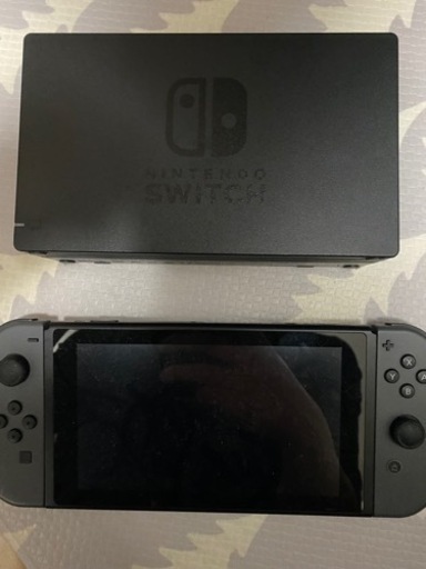 Nintendo Switch 本体　全てついてます。