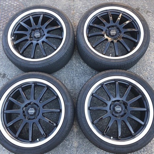 エスカーダ　18インチ　7.5j pcd114.3